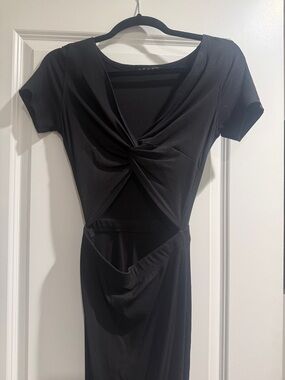 Black Twist-Front Midi Dress - Unbranded